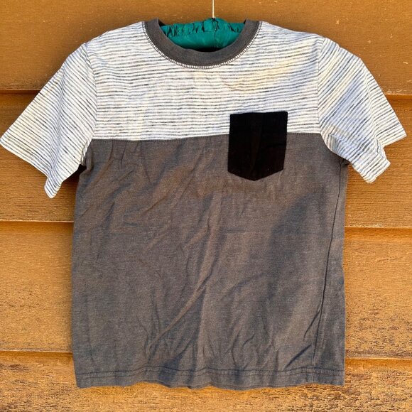 Arizona Jean Co Boys Striped Gray & White T-Shirt With Black Pocket S 8 Cotton/P - Picture 1 of 11